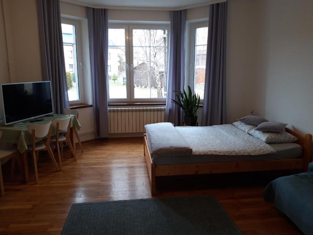 Green Apartment House Bielsko-Biala Exterior foto